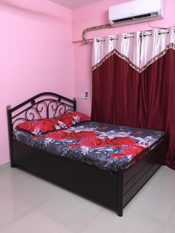 Galaxy Apartment Мумбаи Экстерьер фото