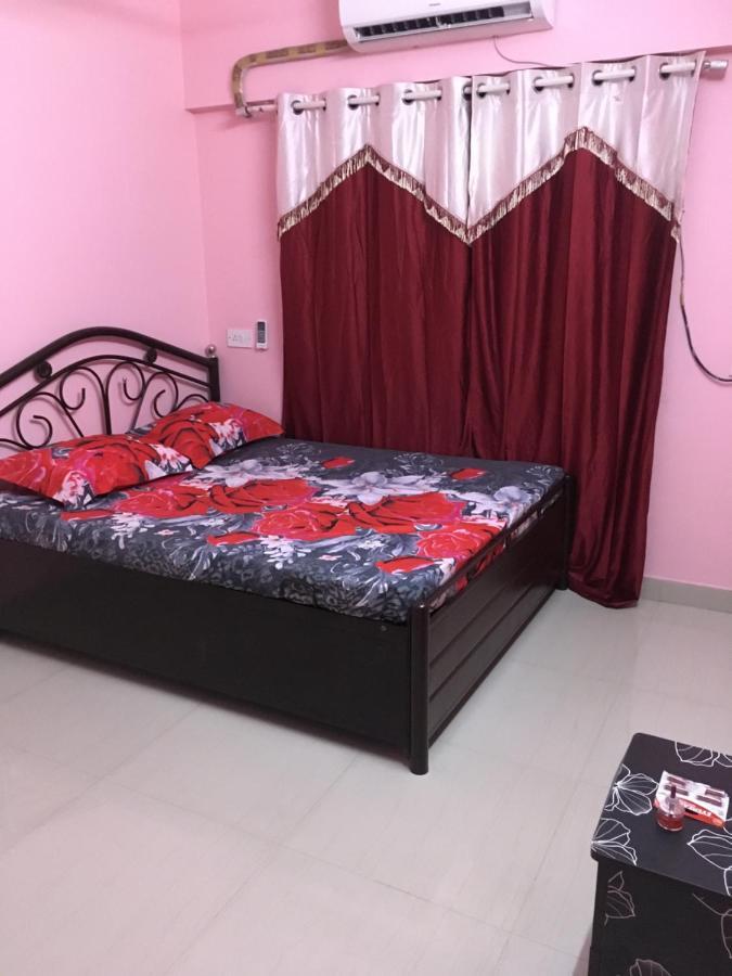 Galaxy Apartment Мумбаи Экстерьер фото
