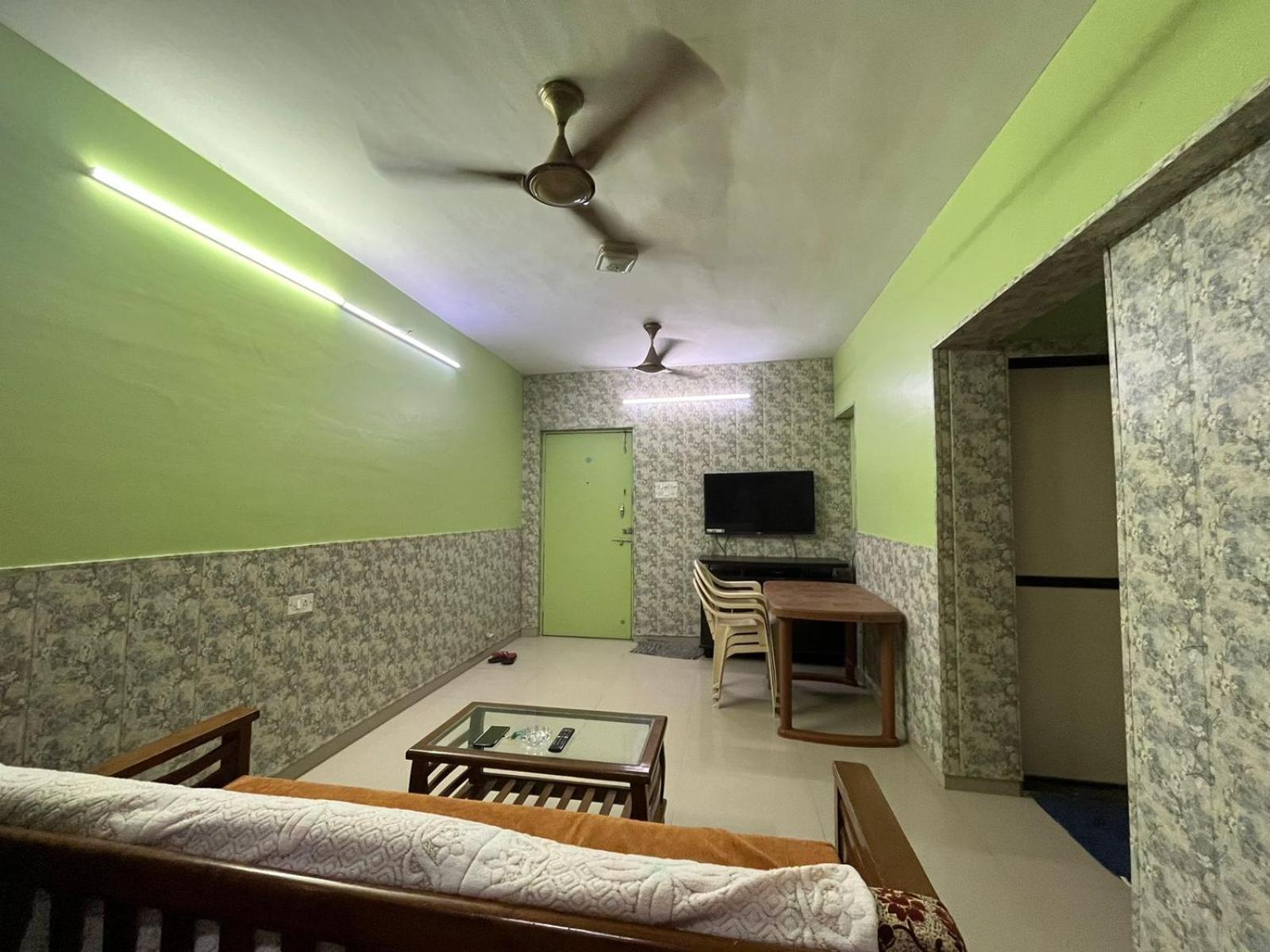Galaxy Apartment Мумбаи Экстерьер фото