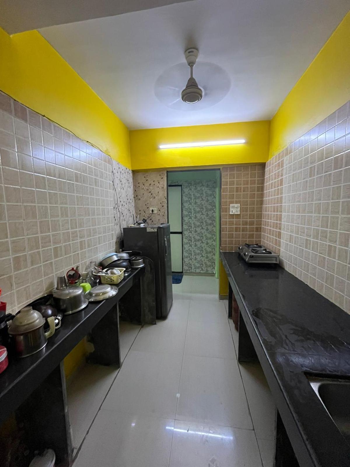 Galaxy Apartment Мумбаи Экстерьер фото